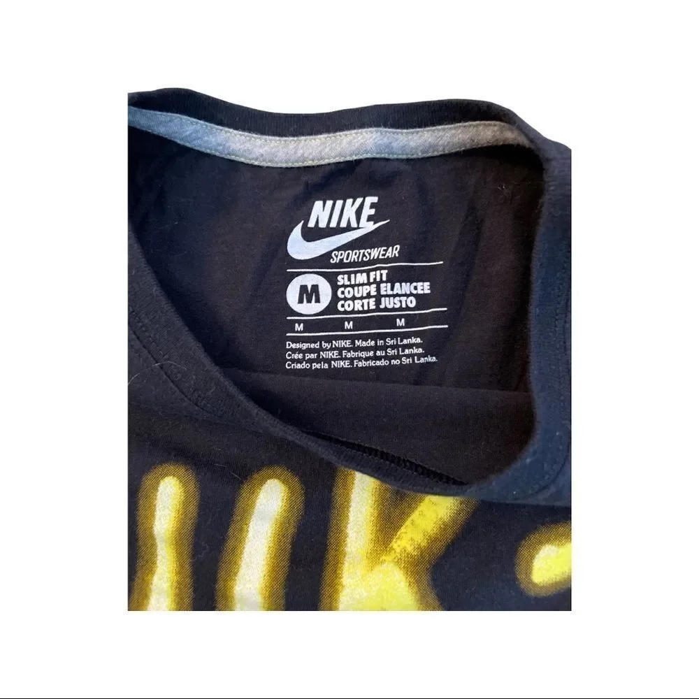 Nike slim fit women’ T-Shirt